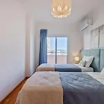 Pool And Balcony Apartament Portimão