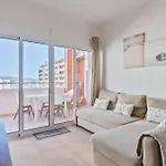 Pool And Balcony * Portimão