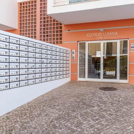 Pool And Balcony アパート