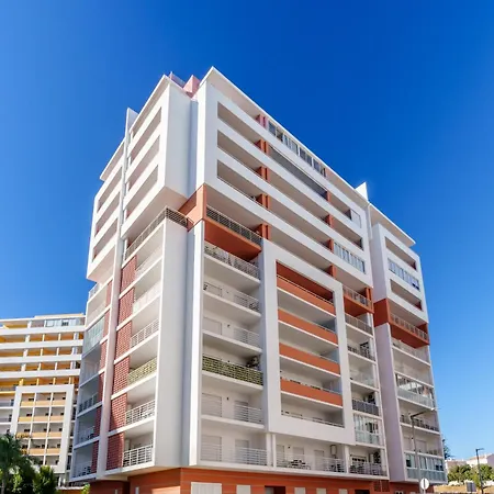 Pool And Balcony Apartamento