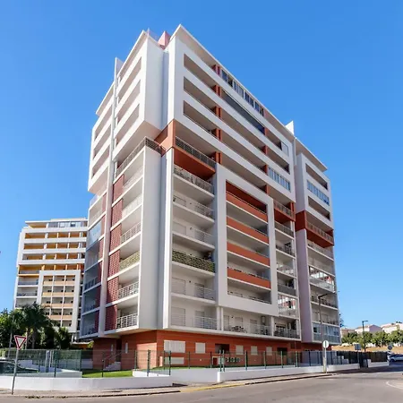 Pool And Balcony Apartamento *