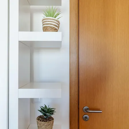 Pool And Balcony Portimão